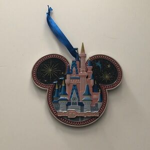 🐰 Walt Disney World Metal Mickey Mouse Head Ornament